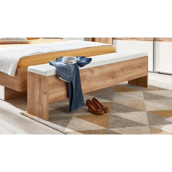 Ebern Designs Gepolsterte Schlafzimmerbank Tameem aus Holz mit Stauraum